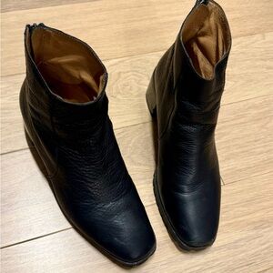 Madewell Black leather ankle boots